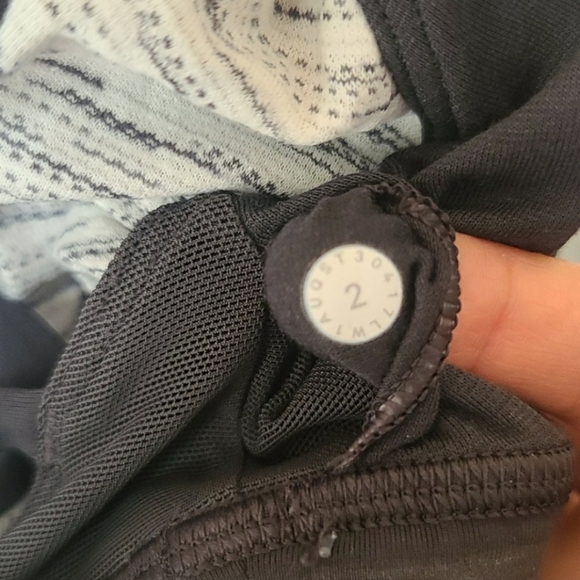 New lululemon free to be serene tank top tiger 2 - Picture 8 of 8